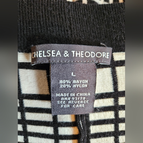 Chelsea& theodore L black/white pattern knit circle/ skater skirt pull on - Picture 2 of 6